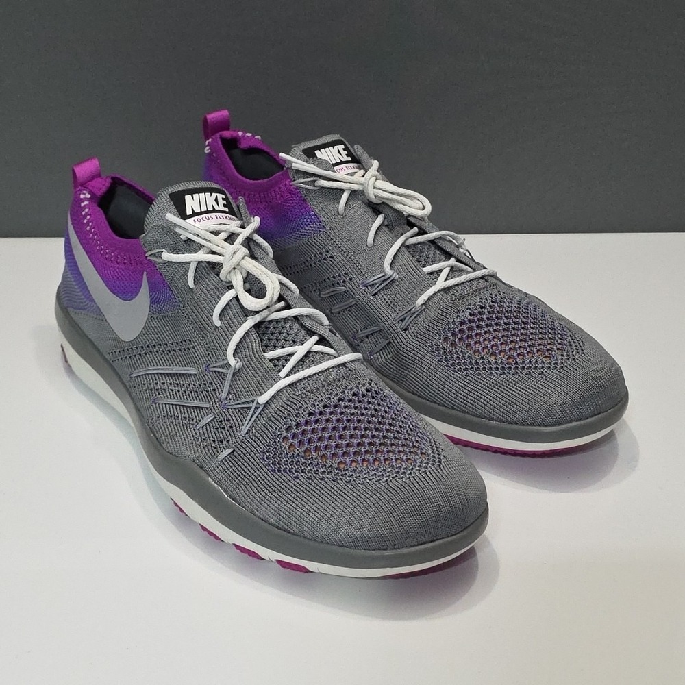 Size 9.5 - Nike Free TR Focus Flyknit Grey 844817-003